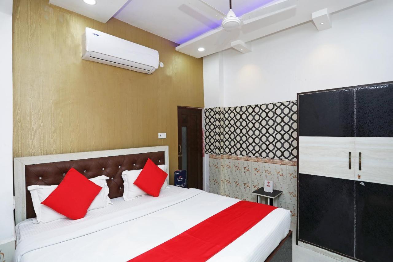 Oyo 29294 Tripathi Guest House Kanpur Exteriör bild